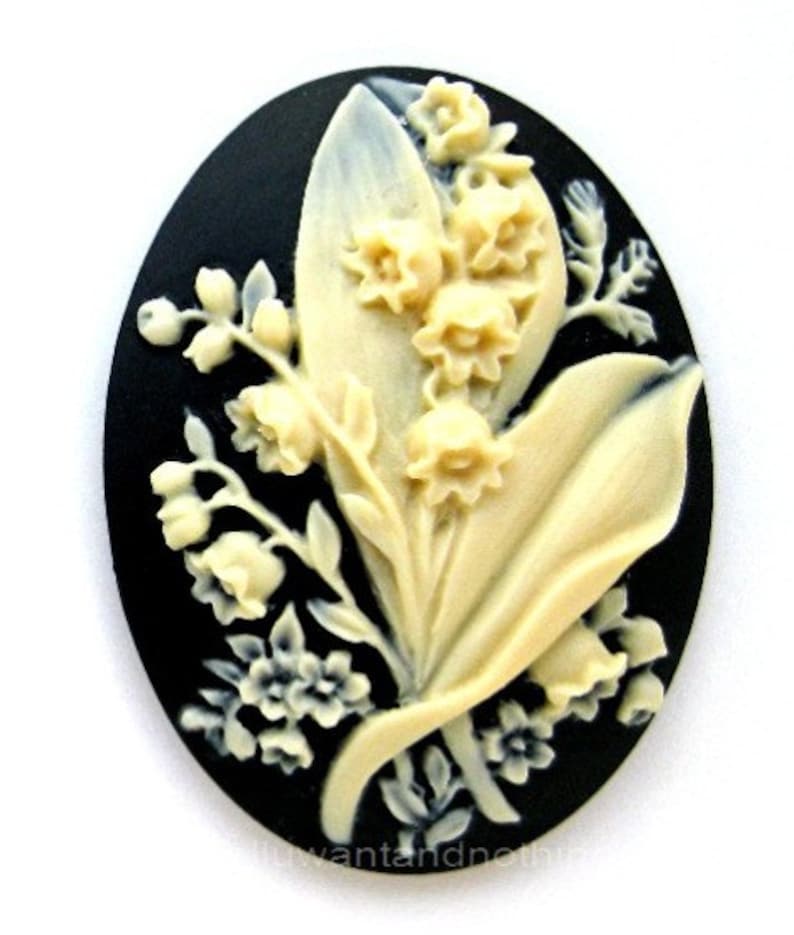 12 Assorted Styles Ivory color on Black 40mm x 30mm Resin CAMEOS LOT B for Making Costume Jewelry image 3