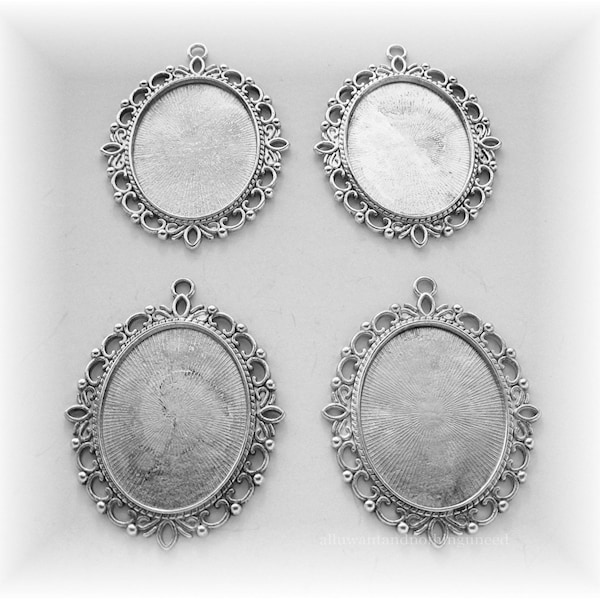 4 ANTIQUED Silvertone 40mm x 30mm CAMEO VERSAILLES Style Settings Frames Pendant Pendants 40mm x 30mm for Making Costume Jewelry or Crafts