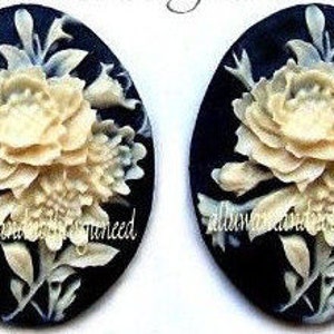 2 Roses Original Floral Bouquet Rose Flower Ivory Color on Black 40mm x 30mm Resin CAMEOS LOT for Making Costume Jewelry