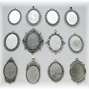 12 ANTIQUED Silvertone 40mm x 30mm CAMEO Mixed Lot Metal Settings Frames Pendant Pendants 40mm x 30mm for Making Costume Jewelry Crafts Lot