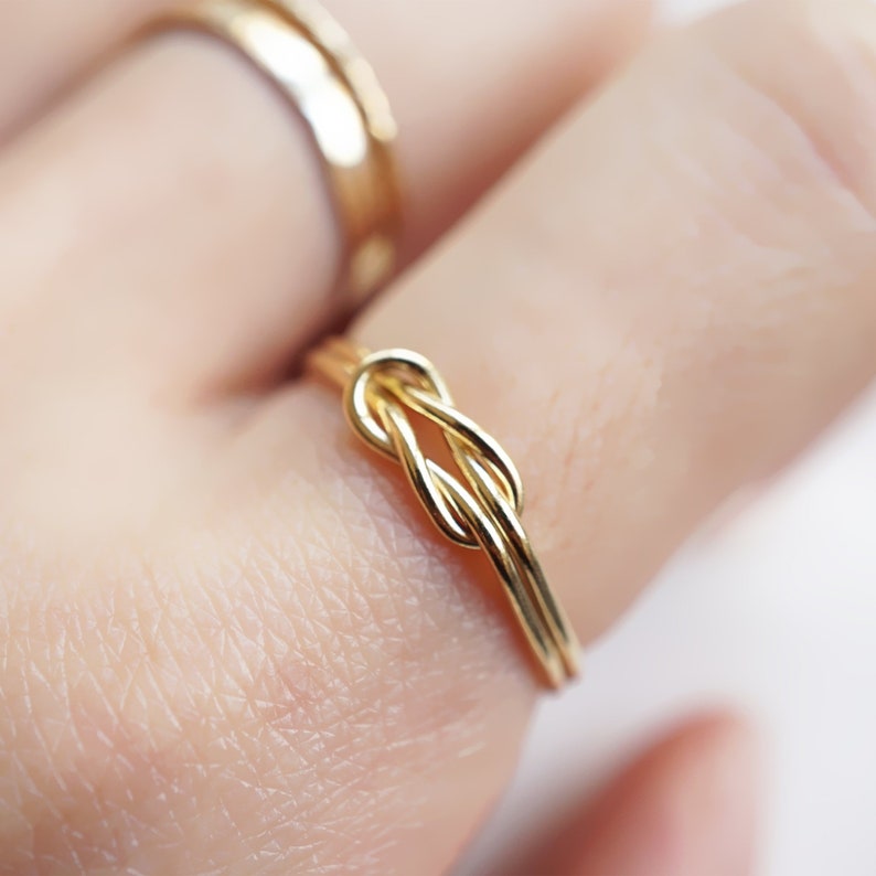 Double Wire Infinity Knot Ring 14K Gold Filled