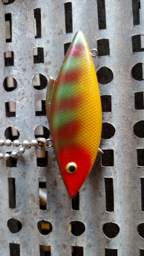 antique fishing lure gift Custom Pike Bass bait Wooden box Birthday Wedding Gi each of our many available designs is vibrant Rivers Edge Products Medium Antique