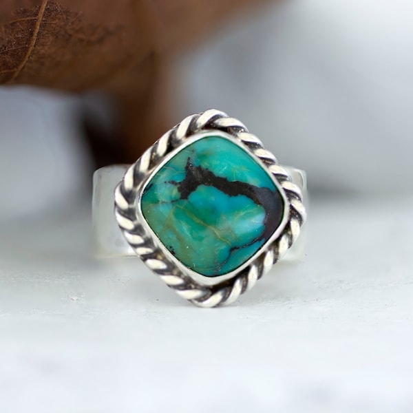 Dainty Turquoise Ring Size 5, Handmade Silver Western Jewelry for Women, Boho Chic Small Scale Chunky Rings, Small Size Statement Rings