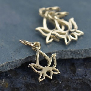 925 Sterling Silver Pendant Mini Lotus Flower