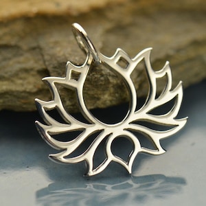 Pendentif connecteur Lotus en argent sterling 925, grand modèle