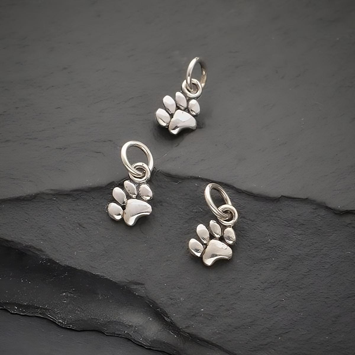 Cavigliera In Argento Sterling 925 Fatta A Mano Con Ciondolo A Cuore E Zampa Di Cane, Lunghezza 9 Pollici, Personalizzabile
