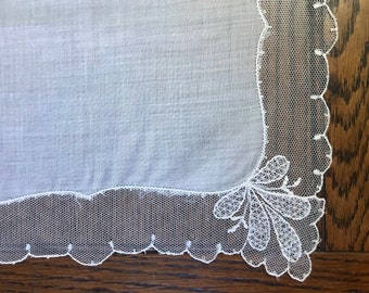 Net Lace Hankie