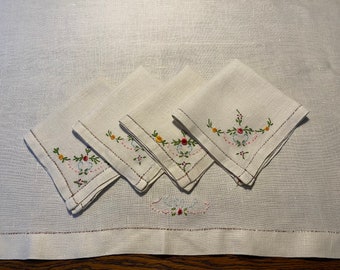 Linen Luncheon Set