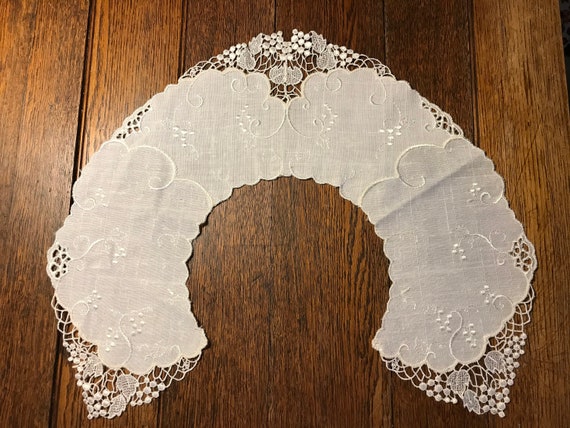 Peter Pan Collar
