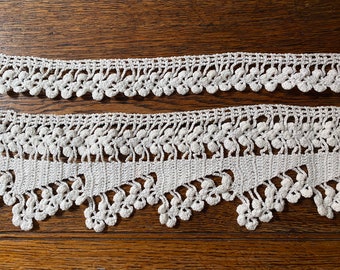 Set 2 Crochet Lace