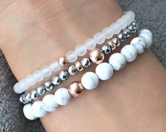 QUINSCO STACK Q014 - Three Piece White Howlite and Silver/Rose Gold Bracelet Stack