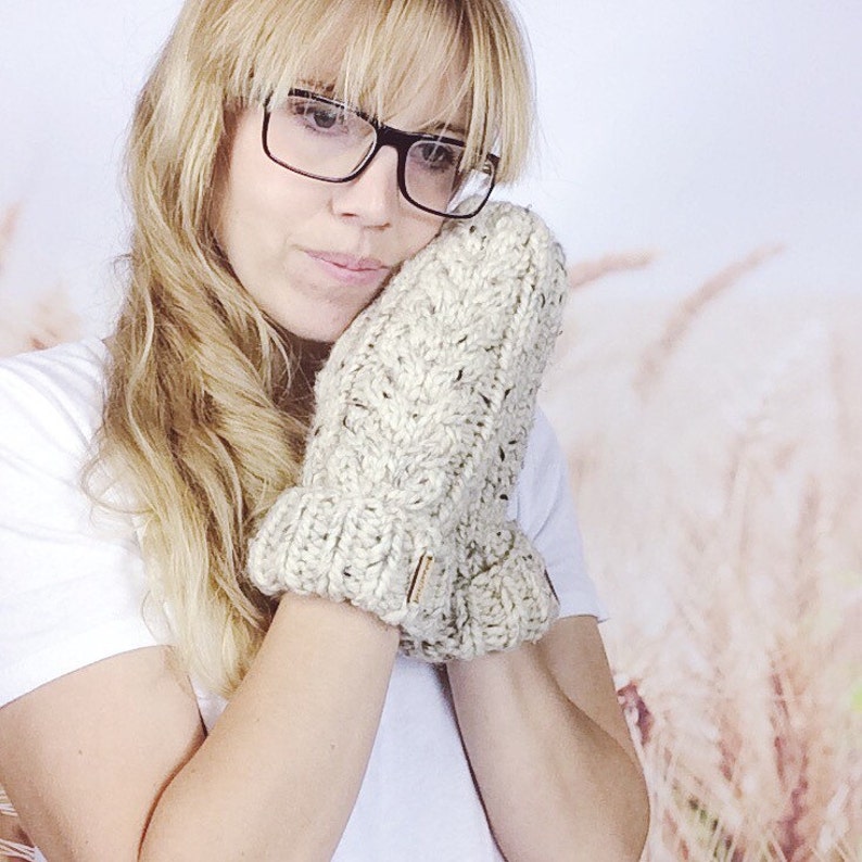 Knitted Winter Mittens for Women, Chunky Cable Knit Mittens in Oatmeal image 3