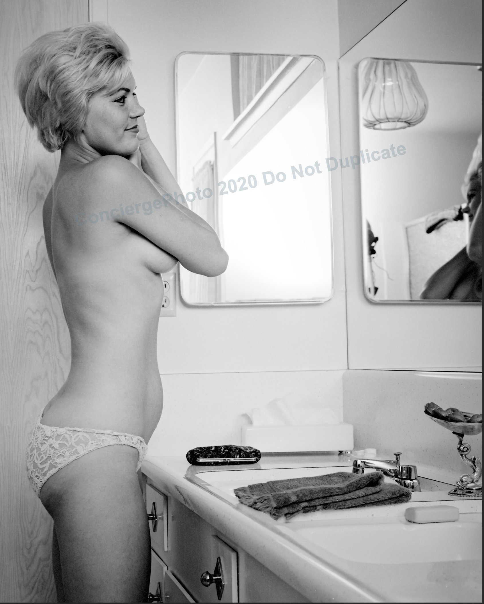 Topless Mature In Panties | Niche Top Mature