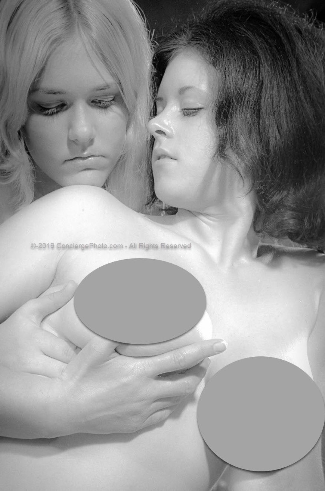 Vintage Mature 1960s Risque Photograph 8x12 Bisexual Lesbian