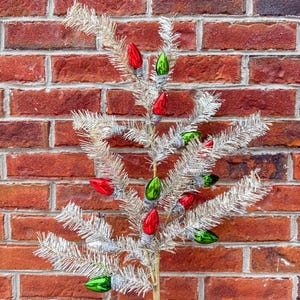 Silber-Lametta und Glühbirne Spray, Weihnachtsblumenstiel, Weihnachtskranz Zubehör, Weihnachtspickel, Silberkiefer, Weihnachtsgrün