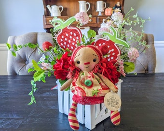 Strawberry Arrangement, Summer Centerpiece for Table, Strawberry Annie Doll Decor, Spring Floral Arrangement, Picket Fence Decor