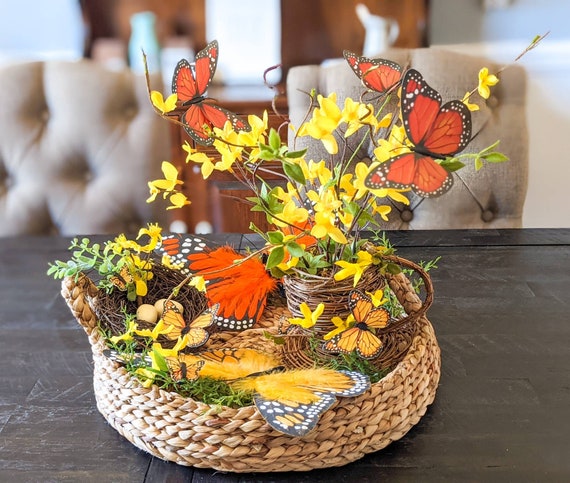 Arreglo forsythia con mariposas, pieza central de verano, decoración de  mariposa naranja, arreglo floral amarillo primaveral, decoración de mesa de  comedor -  México