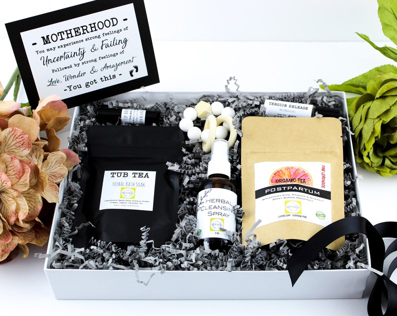 Postpartum Gift Basket Canada / New Mom Care Package, Postpartum Gift