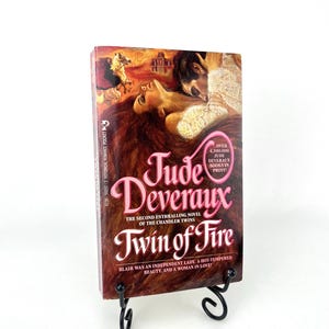 Gemello di fuoco di Jude Deveraux, prima edizione tascabile, 1985 con copertina flessibile