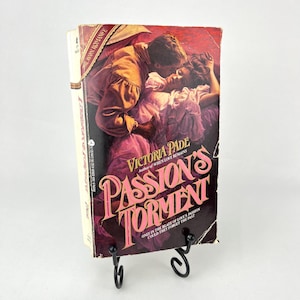 Passion's Torment di Victoria Pade 1985 1a ristampa Romance Brossura con copertina flessibile