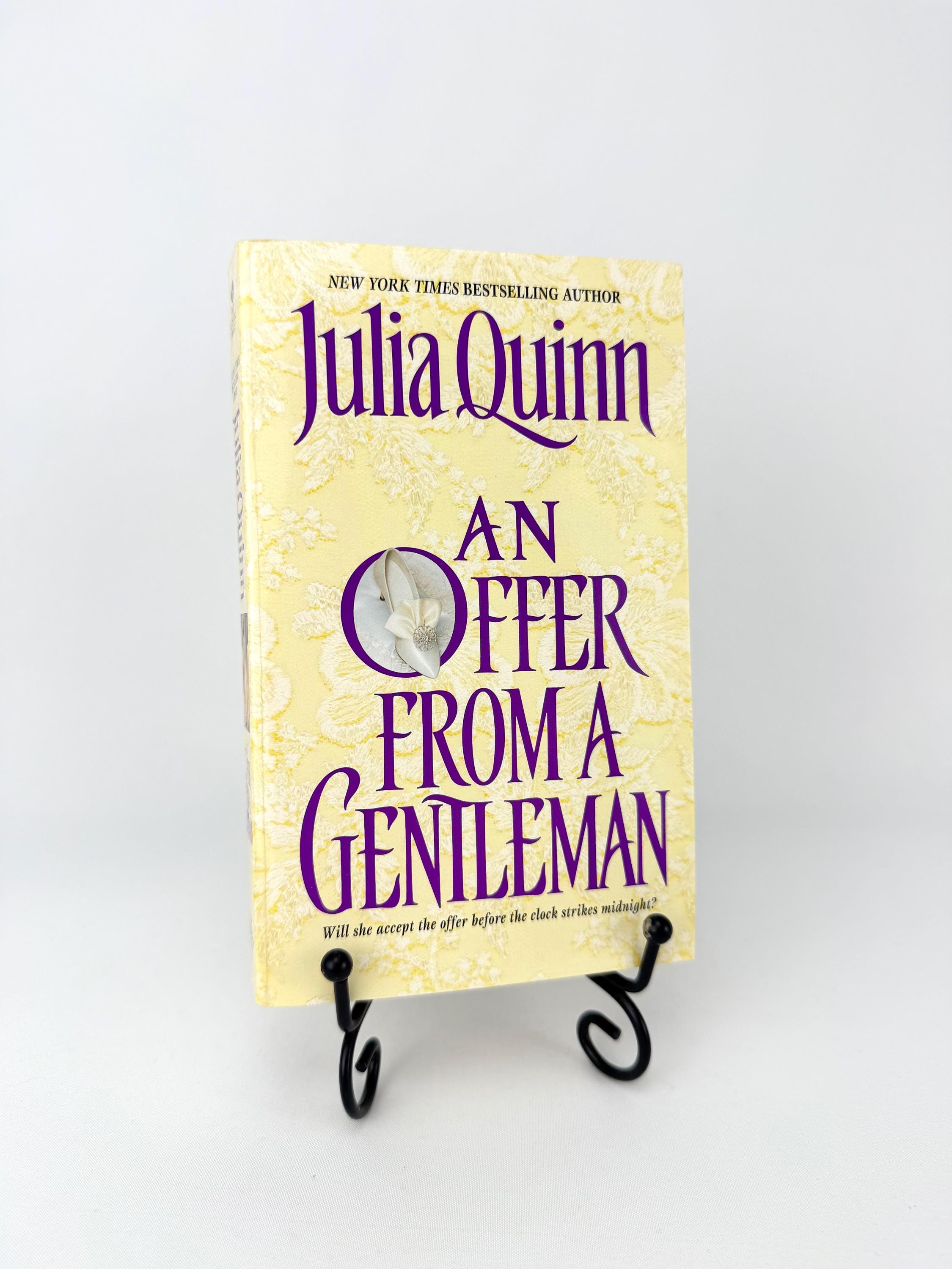 An Offer From a Gentleman by Julia Quinn 1st Edition 2001