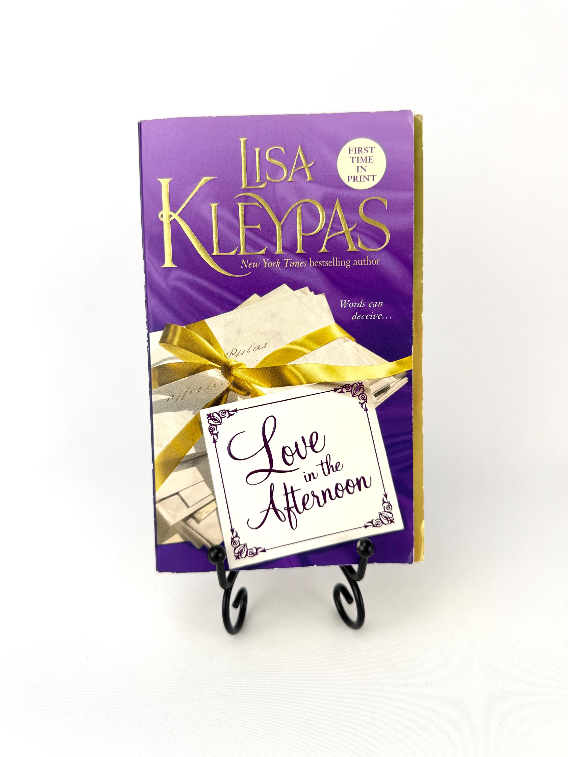 Love in the Afternoon by Lisa Kleypas the Hathaways 1st Printing