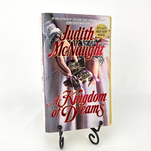 Un regno di sogni di Judith McNaught Prima ristampa 1989 Brossura con Stepback