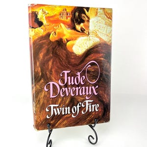 Twin of Fire di Jude Deveraux 1a edizione del club del libro copertina rigida 1985 con sovraccoperta