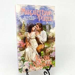 Kissing a Stranger by Margaret Evans Porter 1st Printing 1998 Paperback w/Clinch Cover
