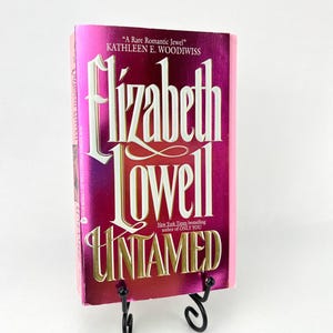 Untamed di Elizabeth Lowell, prima edizione tascabile, 1993 con copertina arretrata