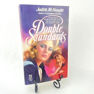 Double Standards di Judith McNaught 1986 Libro in brossura con copertina Clinch