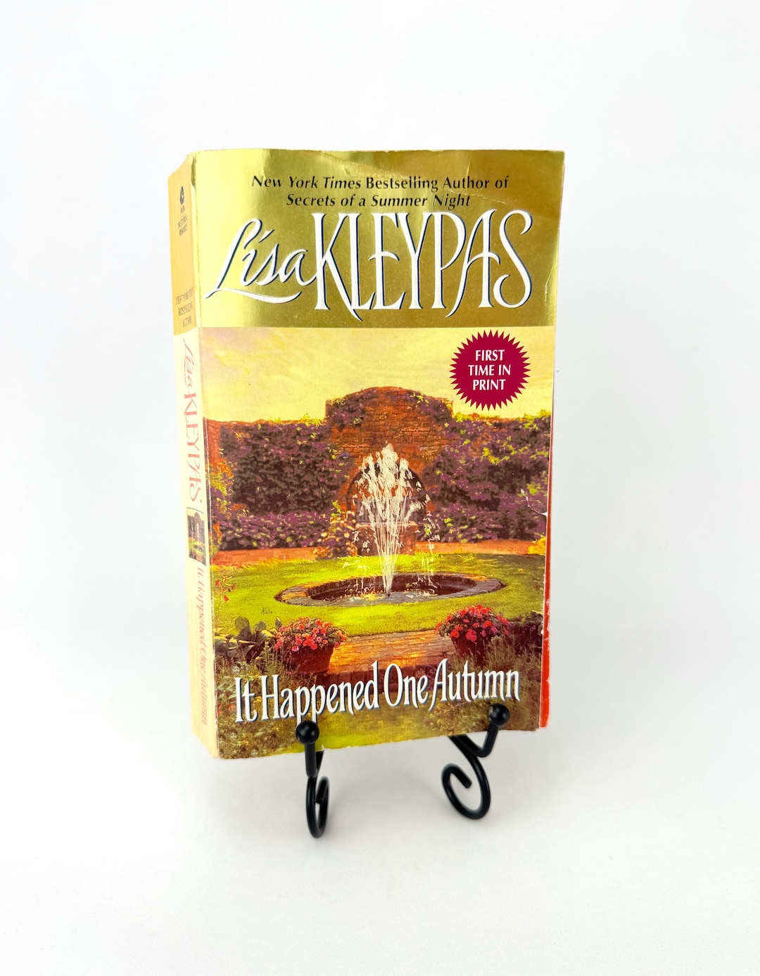 It Happened One Autumn by Lisa Kleypas the Wallflowers 1st Edition