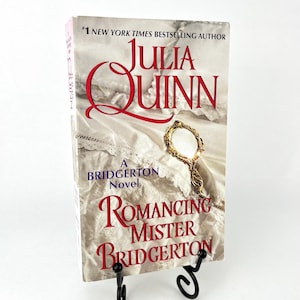 Romancing Mister Bridgerton by Julia Quinn Paperback w/2nd Epilogue Bridgertons #4