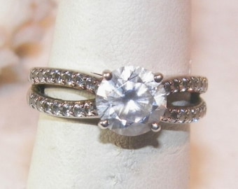 Pretty engagement ring, 925, cz, size 7 sterling silver wedding ring, cubic zirconia Wedding Ring, Sterling Engagement Ring