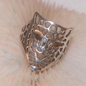 90&#39;s style animal print sterling silver ring, 925 size 7 1/2 cheetah print ring, Leopard Print Ring, Unisex Jaguar Ring, Black Panther Ring