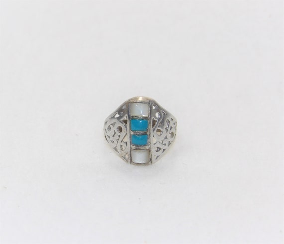 Sterling Silver turquoise and mother of pearl rin… - image 2