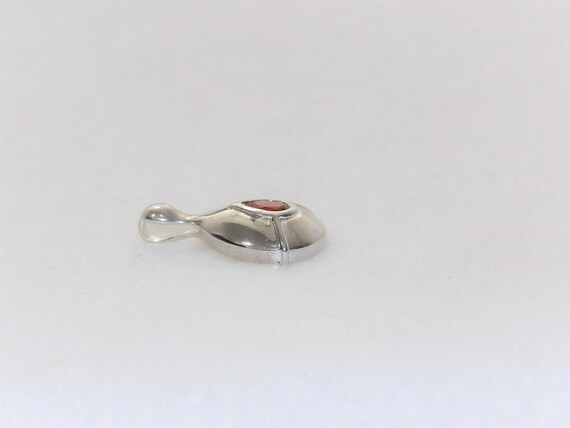 Sterling silver tear drop shaped garnet pendant, … - image 10