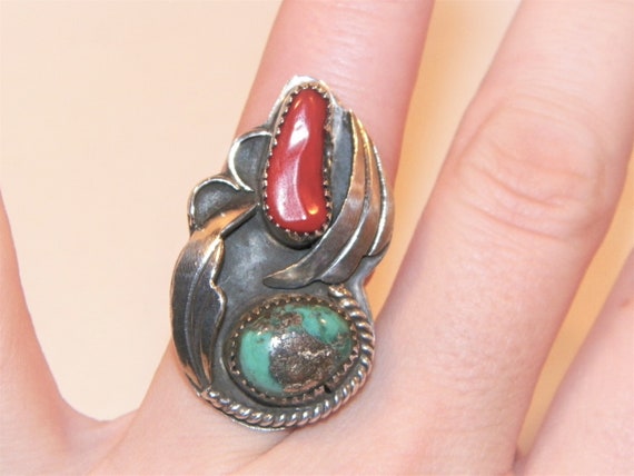 Large Sterling Silver SOuthwestern Style Ring, Re… - image 2
