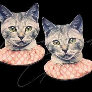 pair vintage kitsch cat heads - printed wood cutouts for ornaments, jewelry/earrings - DIY assemblage mixed media art embellishments supply