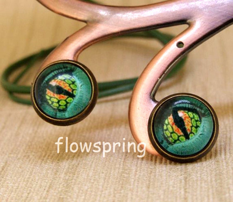 10mm 12mm Green Dragon Eye Stud Earrings, Antique Brass Setting Charm Eyeball Jewelry,Earrings Stud Ear Post Bridal Party Love Gift Green