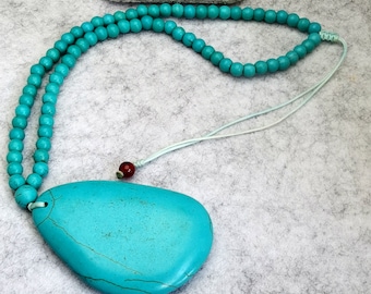 Howlite Turquoise Pendant Necklace: Adjustable Beaded Chain
