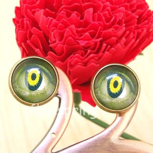 10mm 12mm Green Dragon Eye Stud Earrings, Antique Brass Setting Charm Eyeball Jewelry,Earrings Stud Ear Post Bridal Party Love Gift Yellow