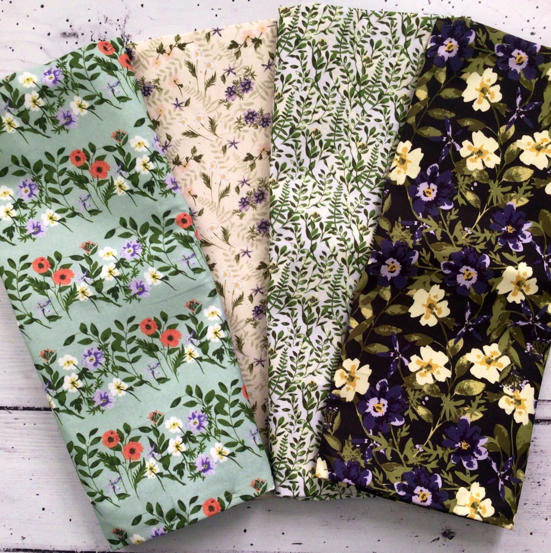 Floral Autumn Winter Print Set of 4 Handmade Napkin Tableware Linens ...