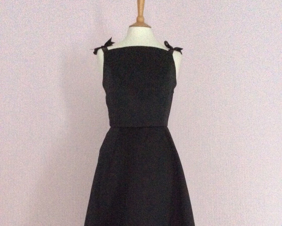 maxi blue and white dress Twirl With Me Baby Sesame street outfit Color:BLACK-WOVLINEN Product Details Polyester A FLORENTINE Dress Long Sleeve