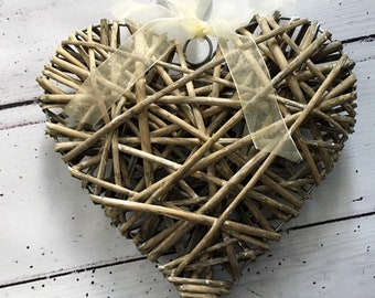 Wicker heart decoration