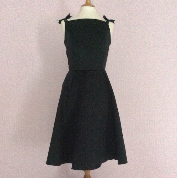 audrey hepburn little black dress sabrina