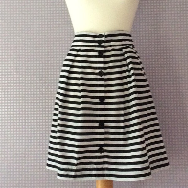 Vintage inspired breton stiped black and white high wasited skirts