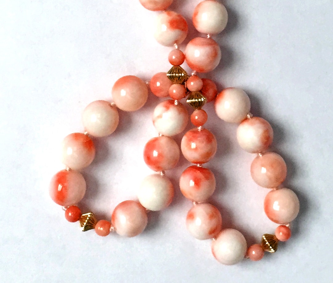 Vintage 14K Gold 8 Mm Large Natural Angel Skin Coral Bead Necklace