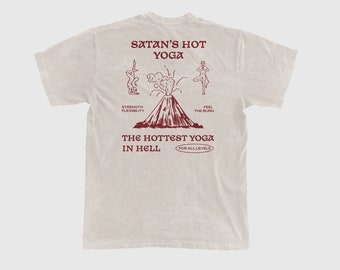 T-shirt de yoga chaud // Le yoga chaud de Satan // T-shirt // Chemise graphique // Chemise naturelle // Cadeau pour lui // T-shirt graphique // Chemise cool // Chemise amusante