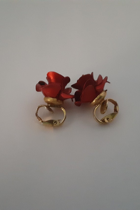 Vintage 1980s Clip-On Sculpted Metal Rose Earrings - image 1